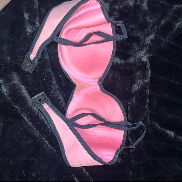 Triangl top - Picture 6 of 6